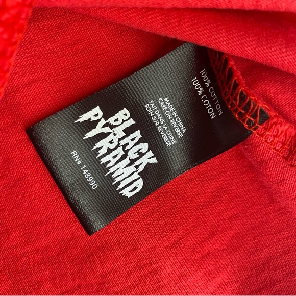 Black Pyramid Universal Space NASA Red T-Shirt Sz 2XL OH3 1989 Streetwear - Picture 5 of 8